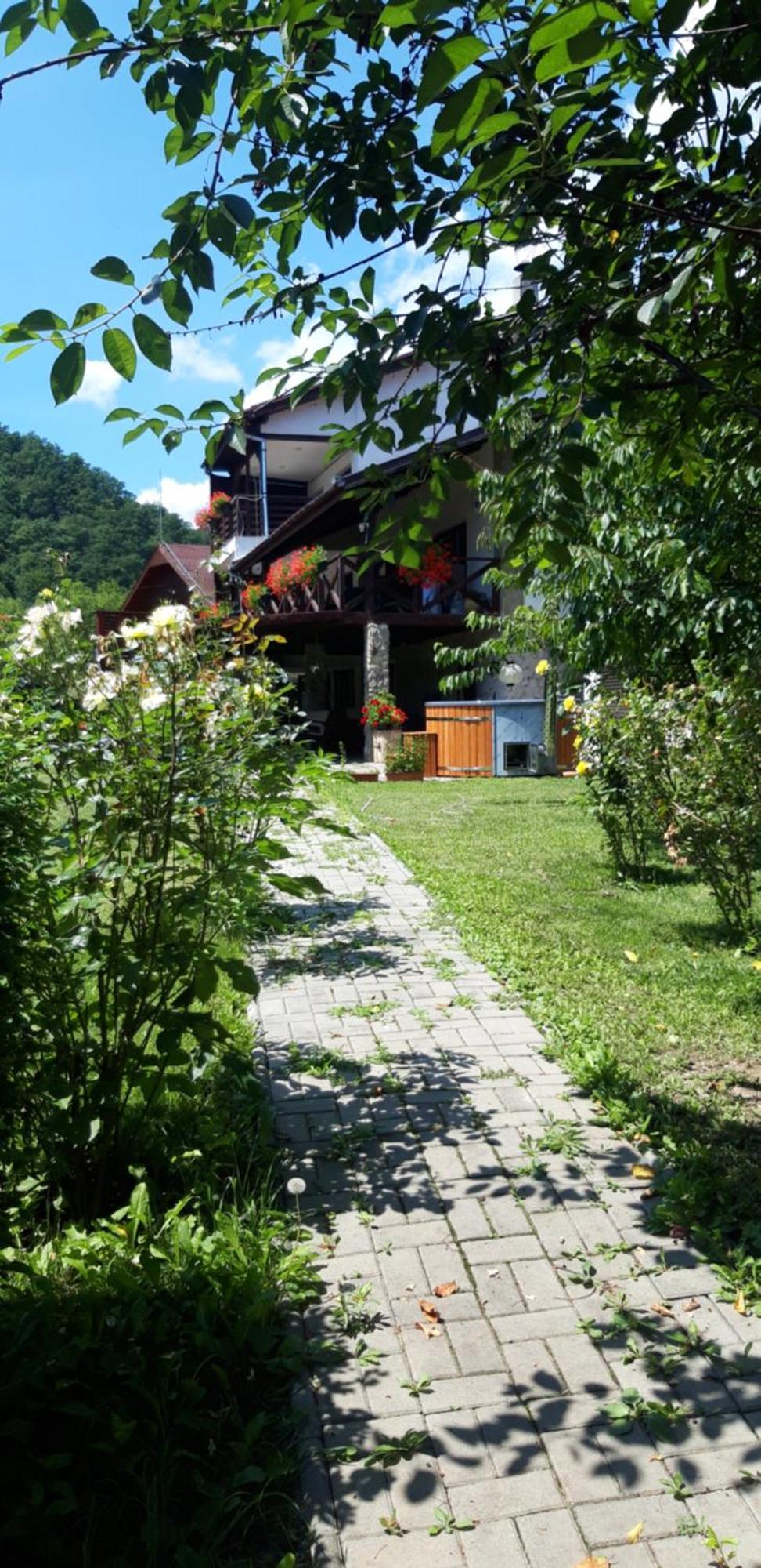 Cabana Poiana Galdei Exterior photo