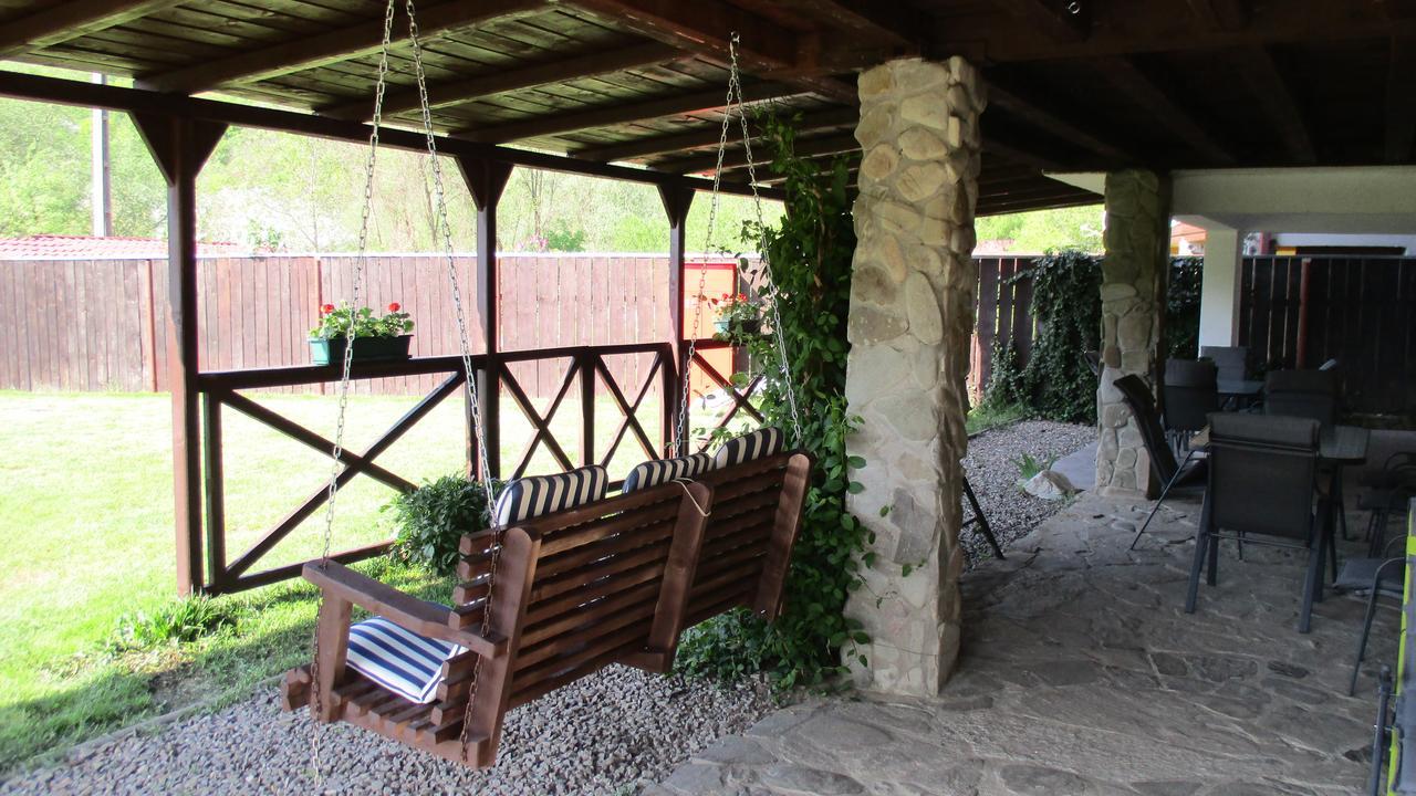 Cabana Poiana Galdei Exterior photo